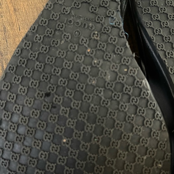 Gucci Sandals- size 8 - Picture 4 of 4